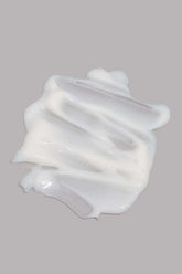 Creamy texture of beard wash and conditioner showcasing soft, moisturizing formula for men&