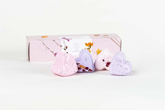 Heart-shaped lavender shower steamers gift box set of 5, perfect for a relaxing spa day at home.